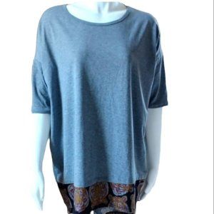 💚 $5 SALE LuLaRoe Women's Gray Tiger Trim Top. Small.